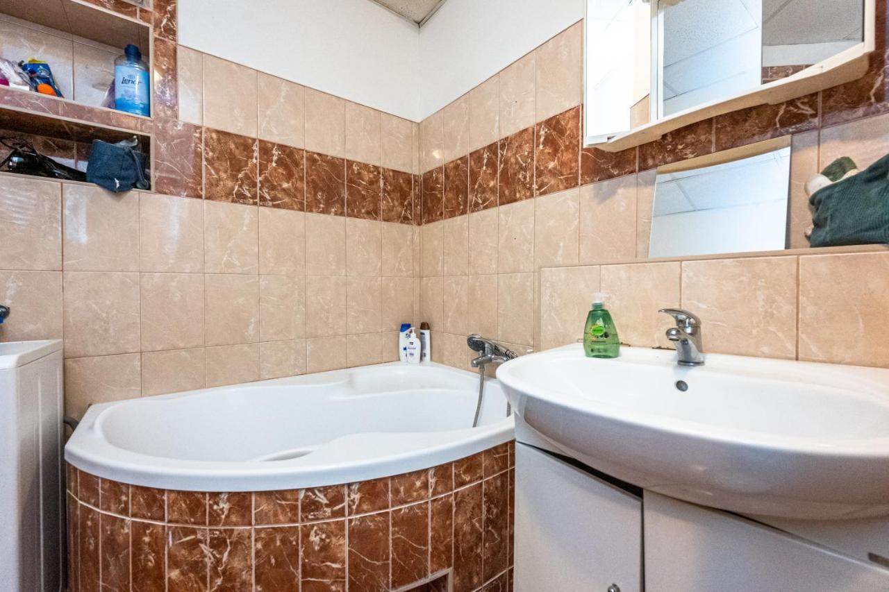 Apartment Lublanska 48 ปราก ภายนอก รูปภาพ
